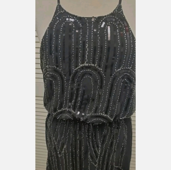 🌼SOLD. Windsor Black Silver Beaded/Sequins Full Length Evening Gown - Picture 5 of 7